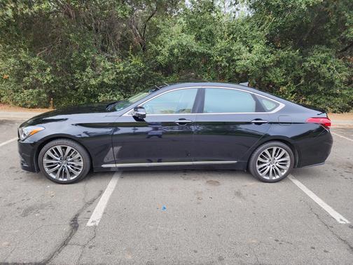 2015 Hyundai Genesis 5