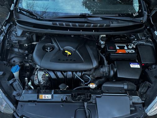 2014 Hyundai ELANTRA Sport