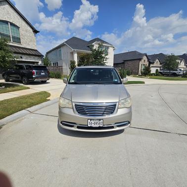 2014 Chrysler Town & Country Touring