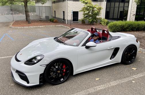 2022 Porsche 718 Spyder Base