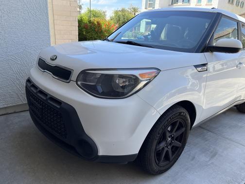 2016 Kia Soul Base