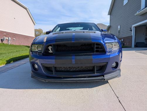 Blue 2014 Ford Mustang Shelby GT500