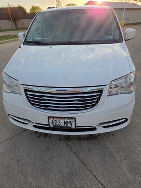 White 2015 Chrysler Town & Country Touring
