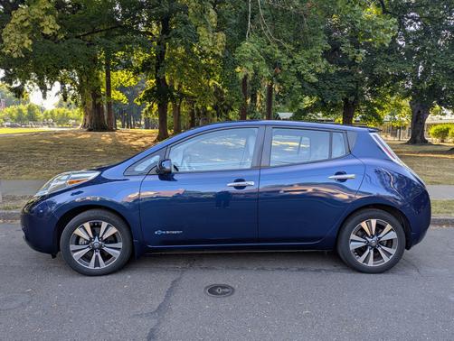 2016 Nissan Leaf SV