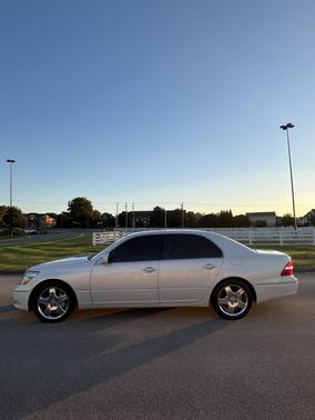 2005 Lexus LS 430 Base