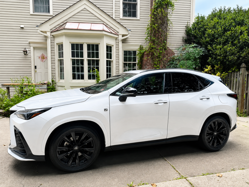 White 2022 Lexus NX 350 F SPORT Handling