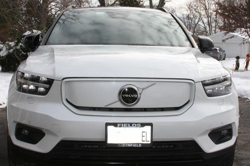 2022 Volvo XC40 Recharge Pure Electric P8 Twin Plus