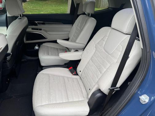 Blue 2023 Kia Telluride SX-P