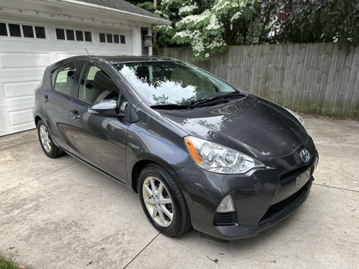 2012 Toyota Prius c Three