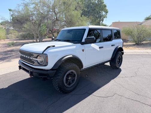 White 2021 Ford Bronco Badlands
