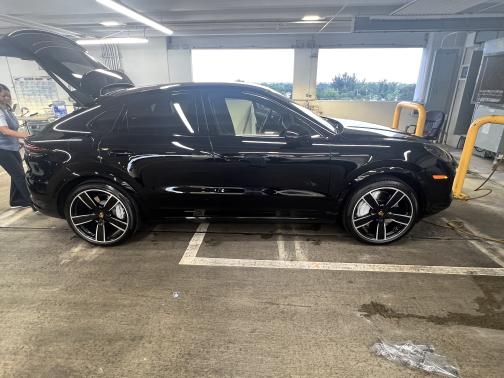 2022 Porsche Cayenne Turbo