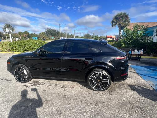 2022 Porsche Cayenne Cayenne Turbo Coupe