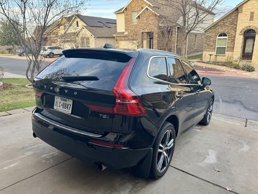 2018 Volvo XC60 T5 Momentum
