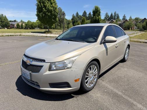 Gold 2012 Chevrolet Cruze ECO