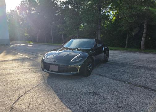 Black 2015 Nissan 370Z Touring