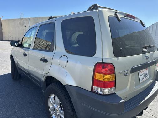 2004 Ford Escape XLT