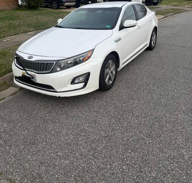 White 2015 Kia Optima Hybrid Base