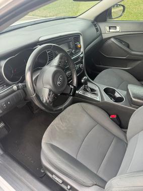 White 2015 Kia Optima Hybrid Base