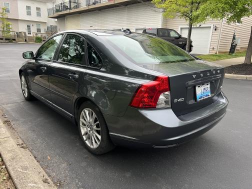2010 Volvo S40 2.4i