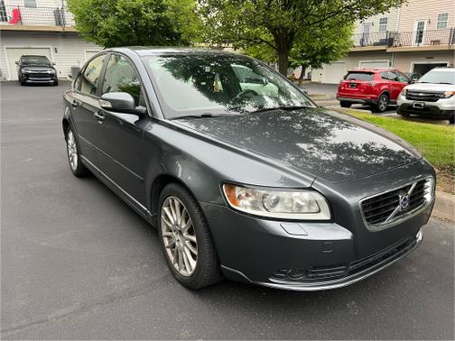 2010 Volvo S40 2.4i
