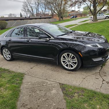 2014 Lincoln MKZ Base