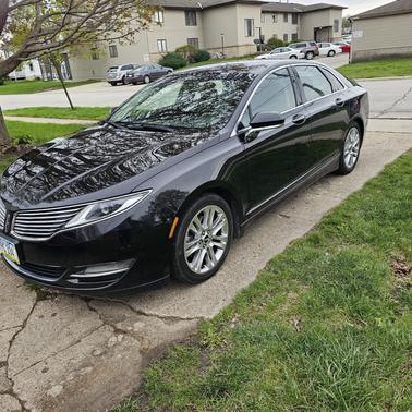2014 Lincoln MKZ Base