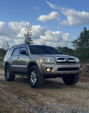Gold 2007 Toyota 4Runner SR5