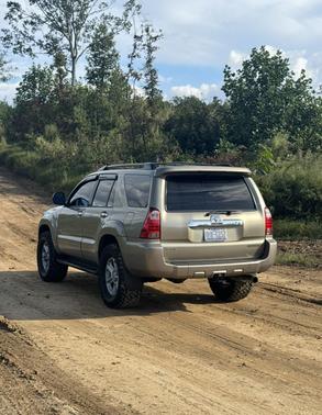 Gold 2007 Toyota 4Runner SR5