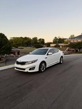 White 2015 Kia Optima SXL Turbo
