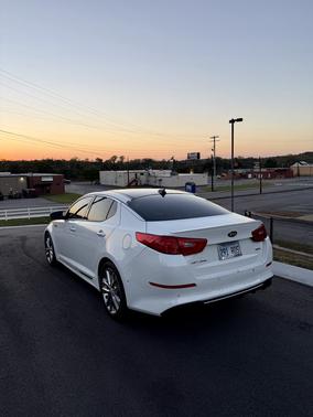 White 2015 Kia Optima SXL Turbo