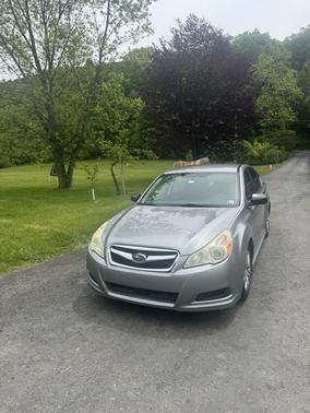 2011 Subaru Legacy 2.5 i