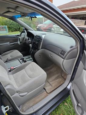 2008 Toyota Sienna LE