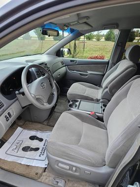 2008 Toyota Sienna LE