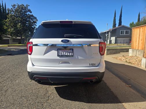 2016 Ford Explorer Base