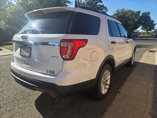 2016 Ford Explorer Base