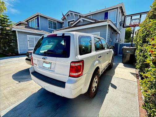 White 2008 Ford Escape XLS