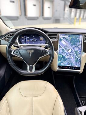 2013 Tesla Model S Base