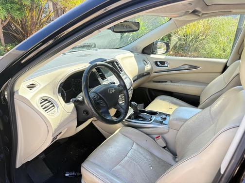 Black 2019 INFINITI QX60 LUXE