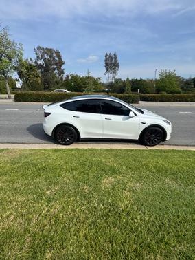 White 2022 Tesla Model Y Performance