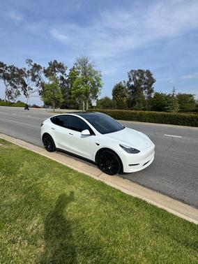 White 2022 Tesla Model Y Performance