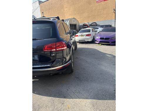 2015 Volkswagen Touareg V6 Lux