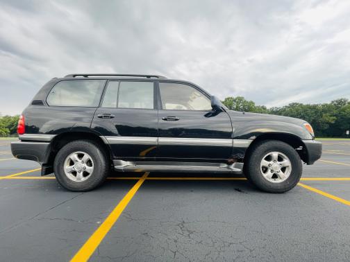 2001 Toyota Land Cruiser Base