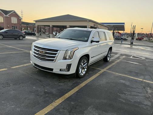 2018 Cadillac Escalade ESV Platinum