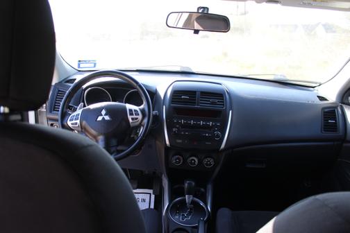 2013 Mitsubishi Outlander Sport ES