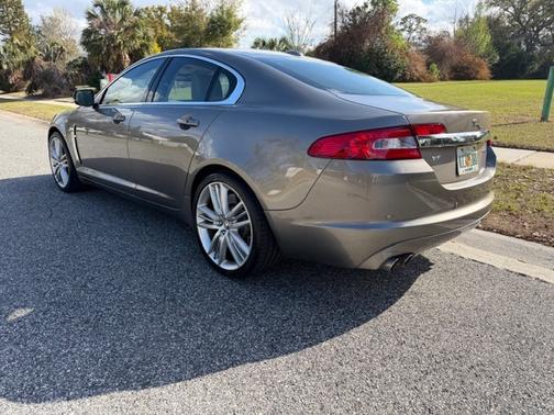 2011 Jaguar XF Supercharged