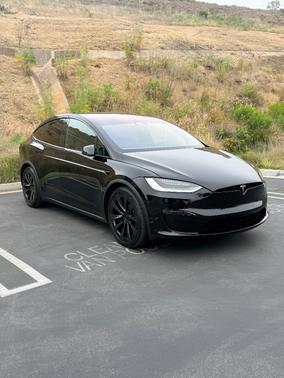 Black 2022 Tesla Model X Plaid