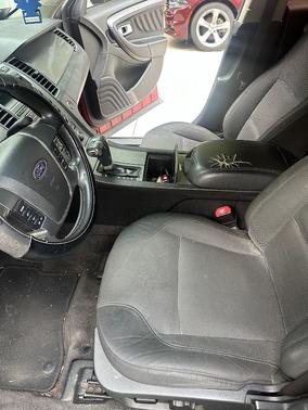 2011 Ford Taurus SEL