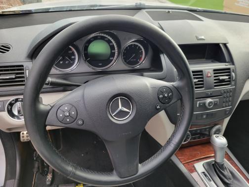2011 Mercedes-Benz C-Class C 300 4MATIC Sport