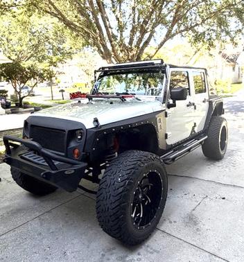 Silver 2009 Jeep Wrangler Unlimited X