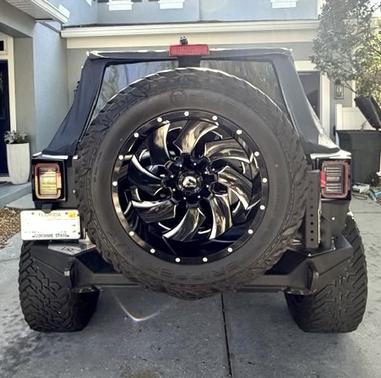 Silver 2009 Jeep Wrangler Unlimited X